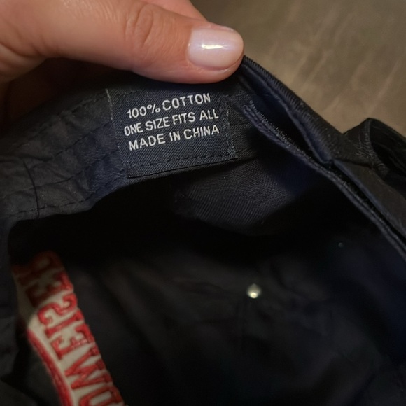 Retro Budweiser Navy Cap with Red Embroidery - Picture 4 of 5